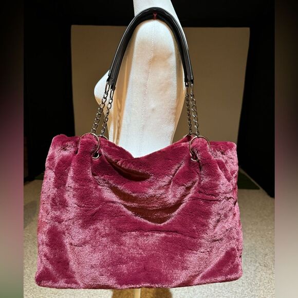 NWOT Chic Faux Rabbit Fur Large Shoulder Bag Purse Color Burgundy/ Red Wine - Picture 4 of 7